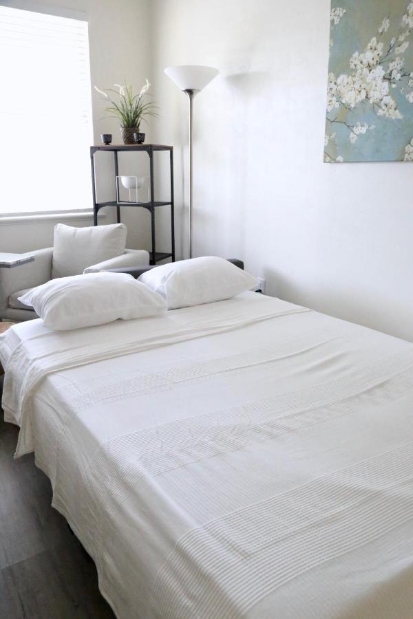 Oaks Modern & Comfy Condo In The Perfect Location 게인즈빌 외부 사진